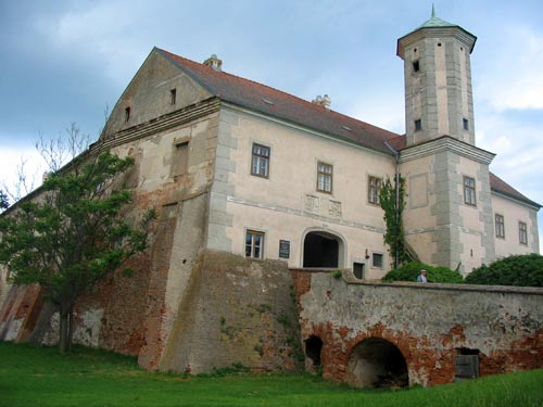 The Jedenspeigen Castle