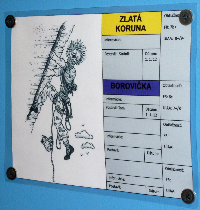 Lezecká hala K2 v Bratislave - označenie ciest s karikatúrou