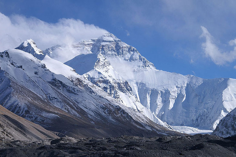 Everest 2013: Vzbura Šerpov?