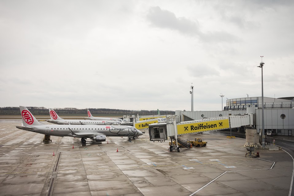 Airport Vienna 1