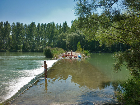 O stave vody v dunajských ramenách - informácia pre vodákov, cykloturistov i peších turistov
