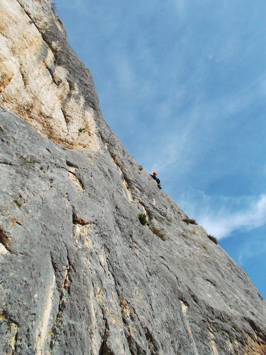 Kreatívna práca s lanom v podaní Juraja Karlubíka