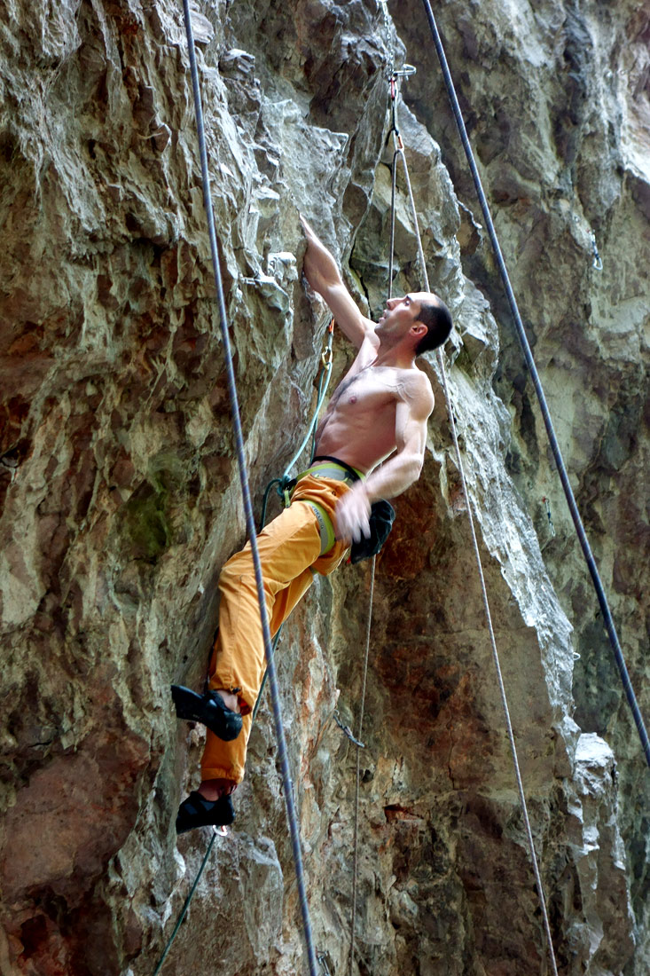 Climbing at Alternativka Rocks