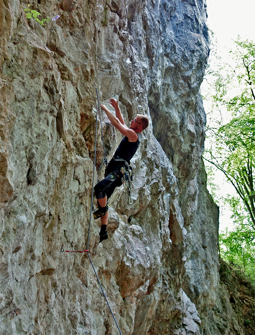 Climbing at Alternativka Rocks