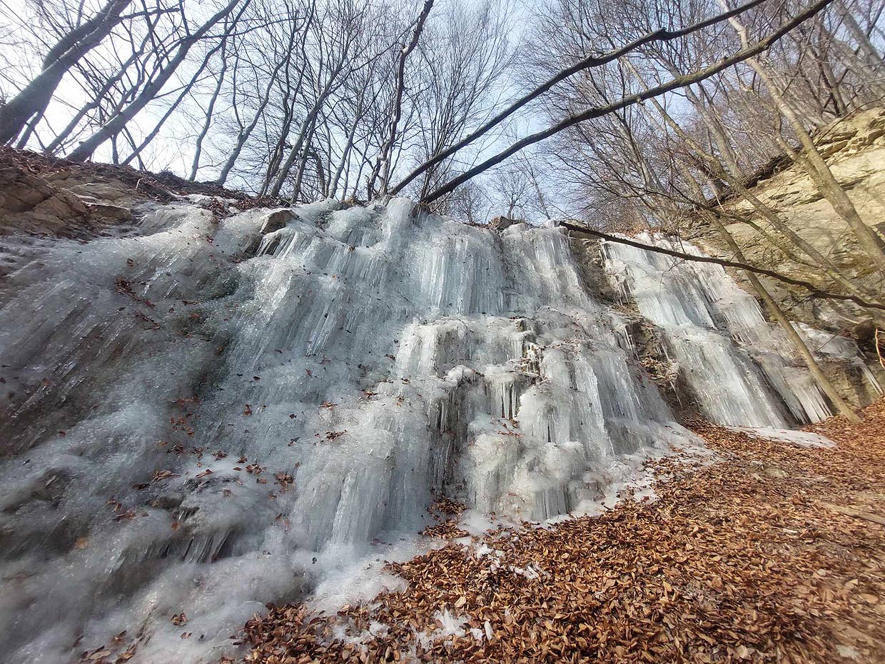 Napokon ľadopád do 23. februára celkom slušne natiekol. Ktovie, či ho niekto stihol vyskúšať, lebo potom sa už naozaj oteplilo