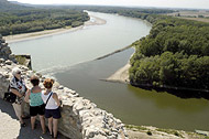 Sútok Moravy a Dunaja pri hrade Devín