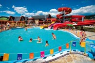 Outdoor pool in Thermal Park Besenova