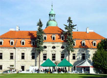 Bernolakovo Mansion