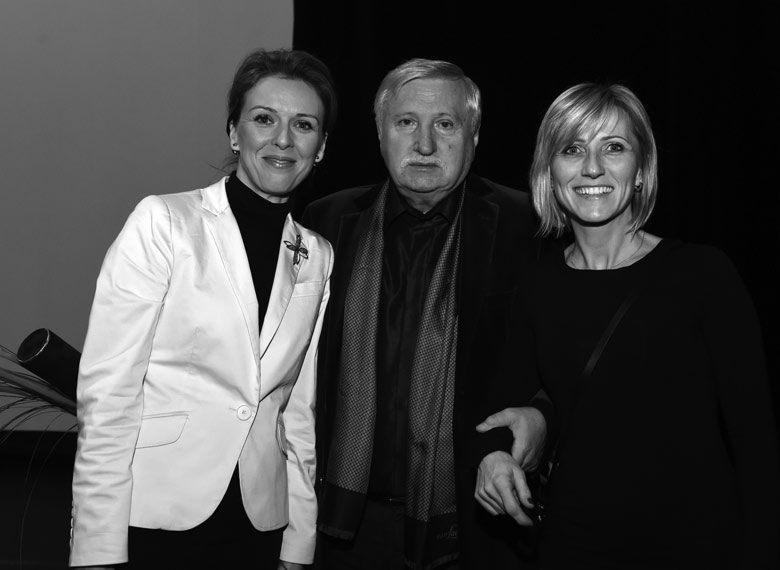 Tomas Janovic and his muses