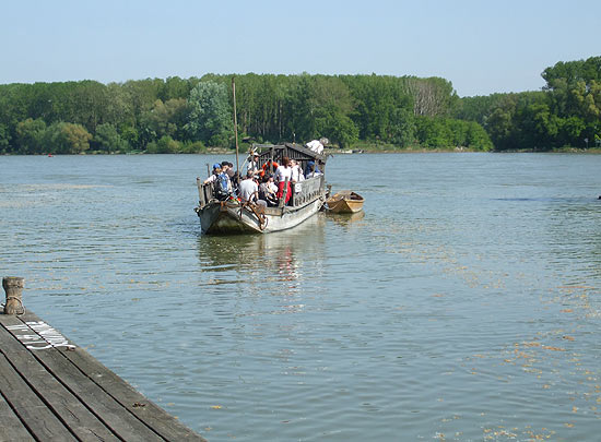 Výletná loďka - Orth an der Donau