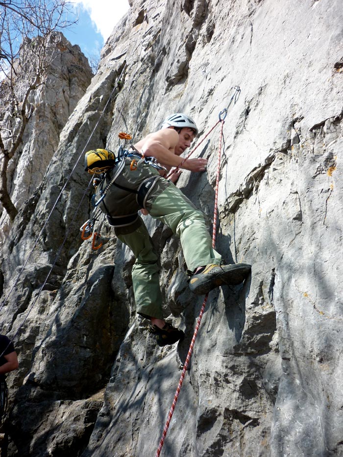Jarné lezenie na Pajštúne v Malých Karpatoch a Pajštúnsky budíček 2013