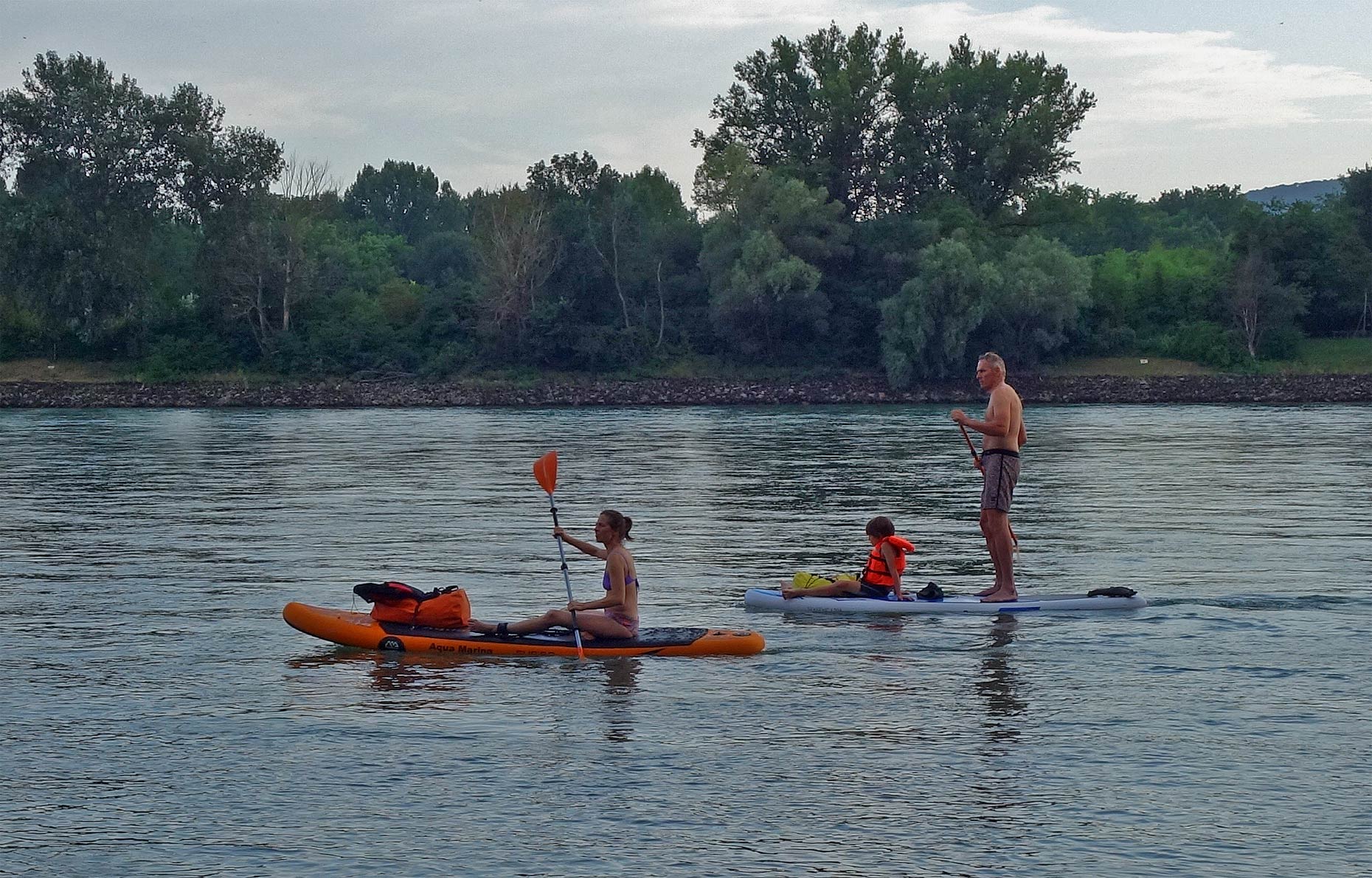 Paddleboardy sa stali bežným plavidlom