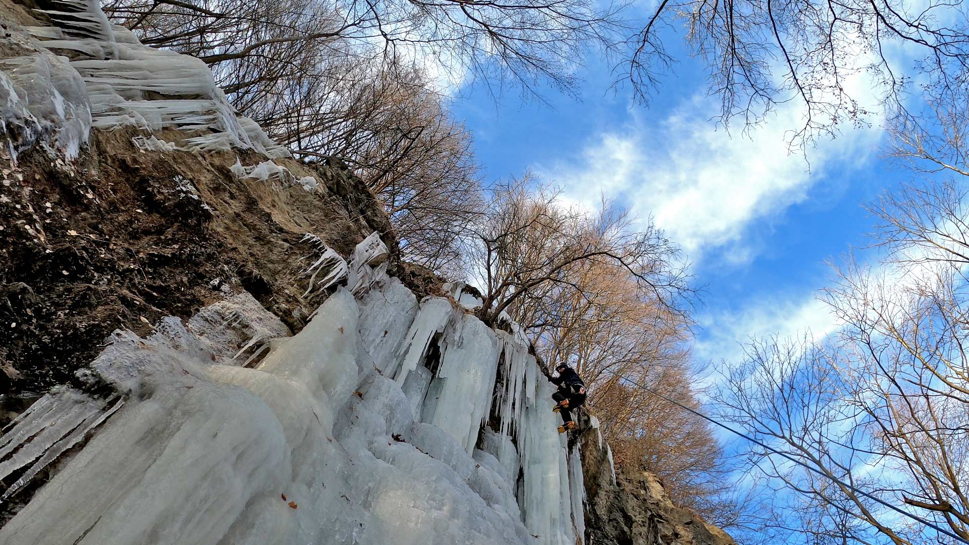 Ice climbing at Medené Hámre.