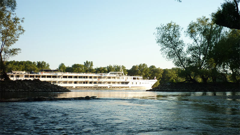 A view to the Danube from the Karloveske Rameno branch