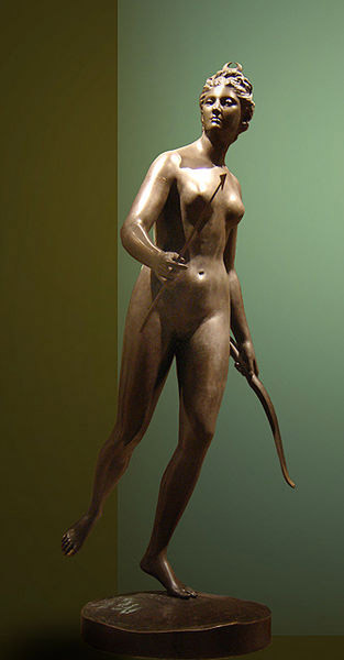 Diana by Jean-Antoine Houdon, bronze, 1790. Louvre Museum.