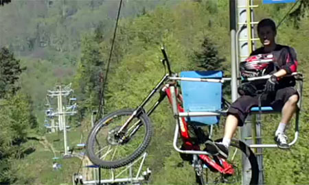 Chairlift to Kamzik is used by bicyclist too