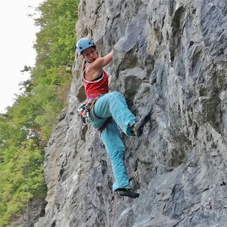 Passionate climbing - Dzana at Medene Hamre Rocks