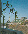 Bratislavský hrad zdiaľky
